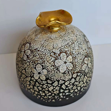 Decorative plum blossom vase