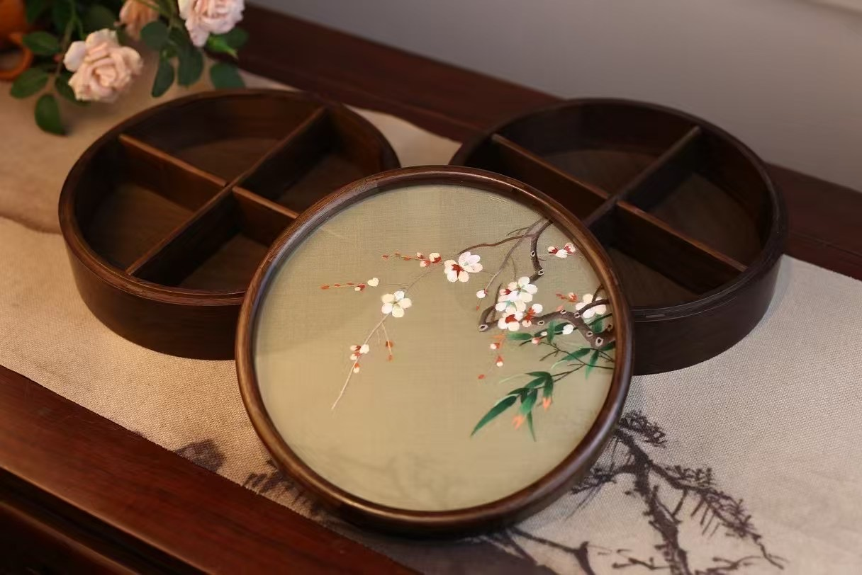 Double-layer fruit box