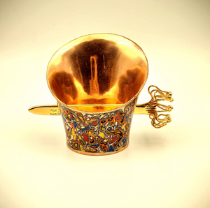 Metallic lacquer hairpin