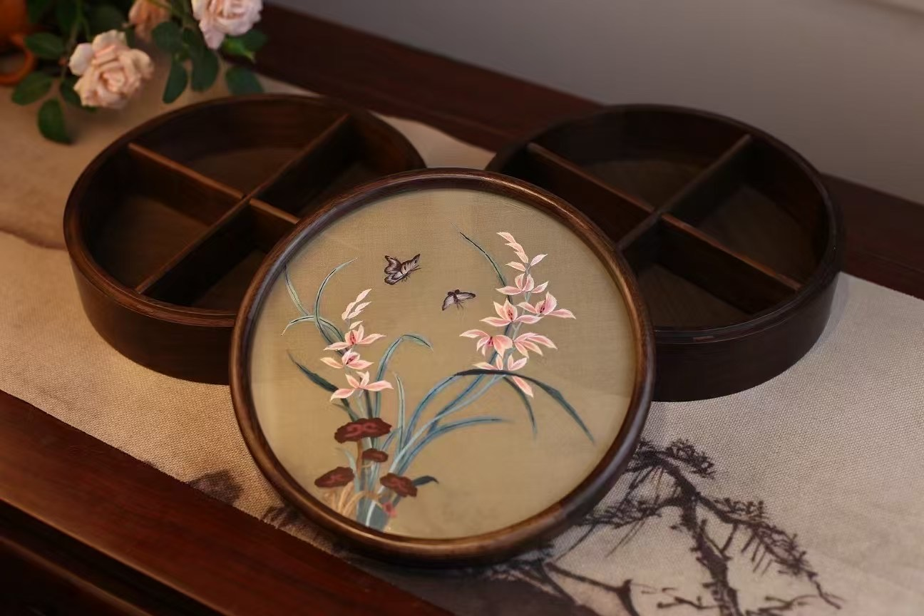 Double-layer fruit box