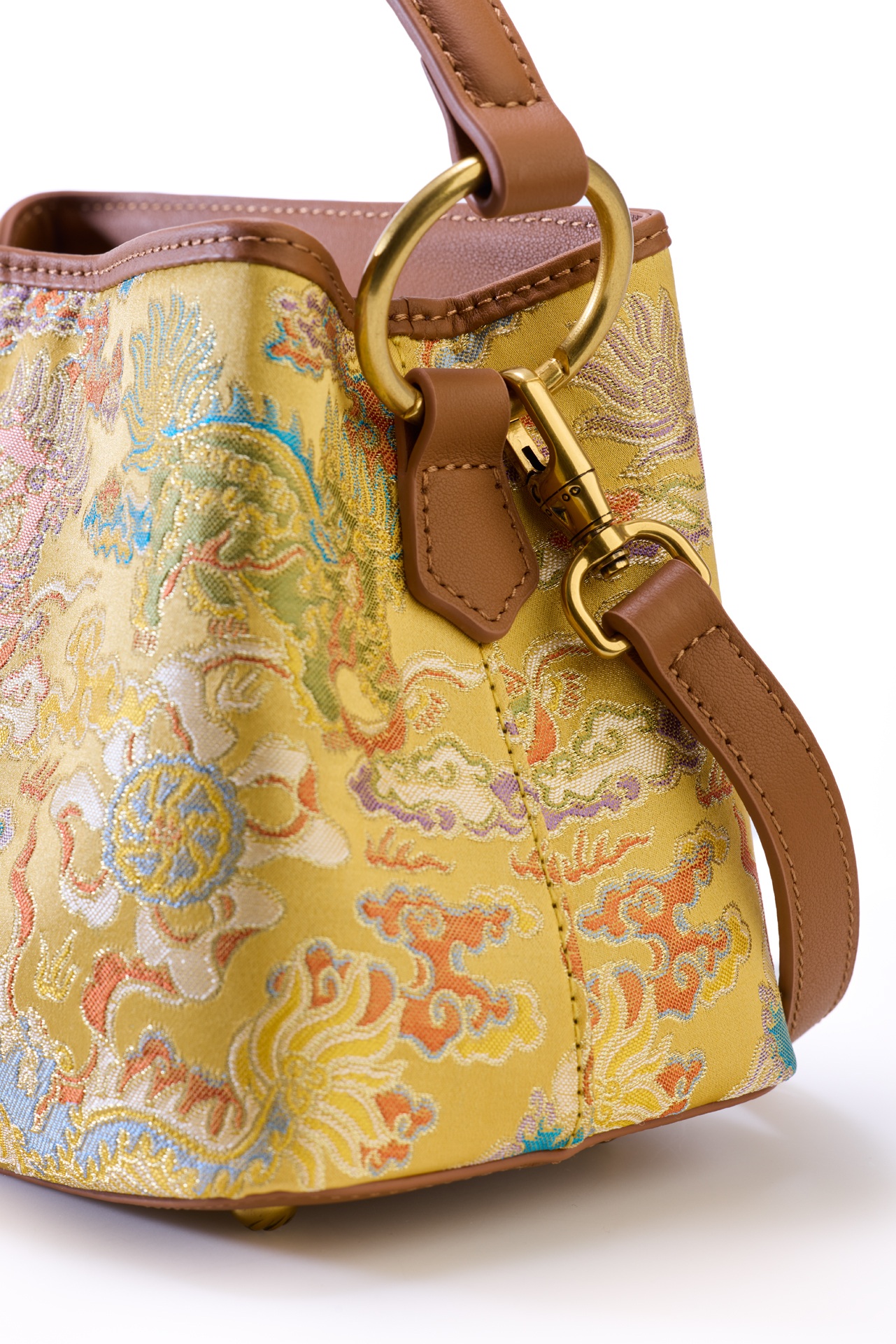 Sifangqilinyunjinbao