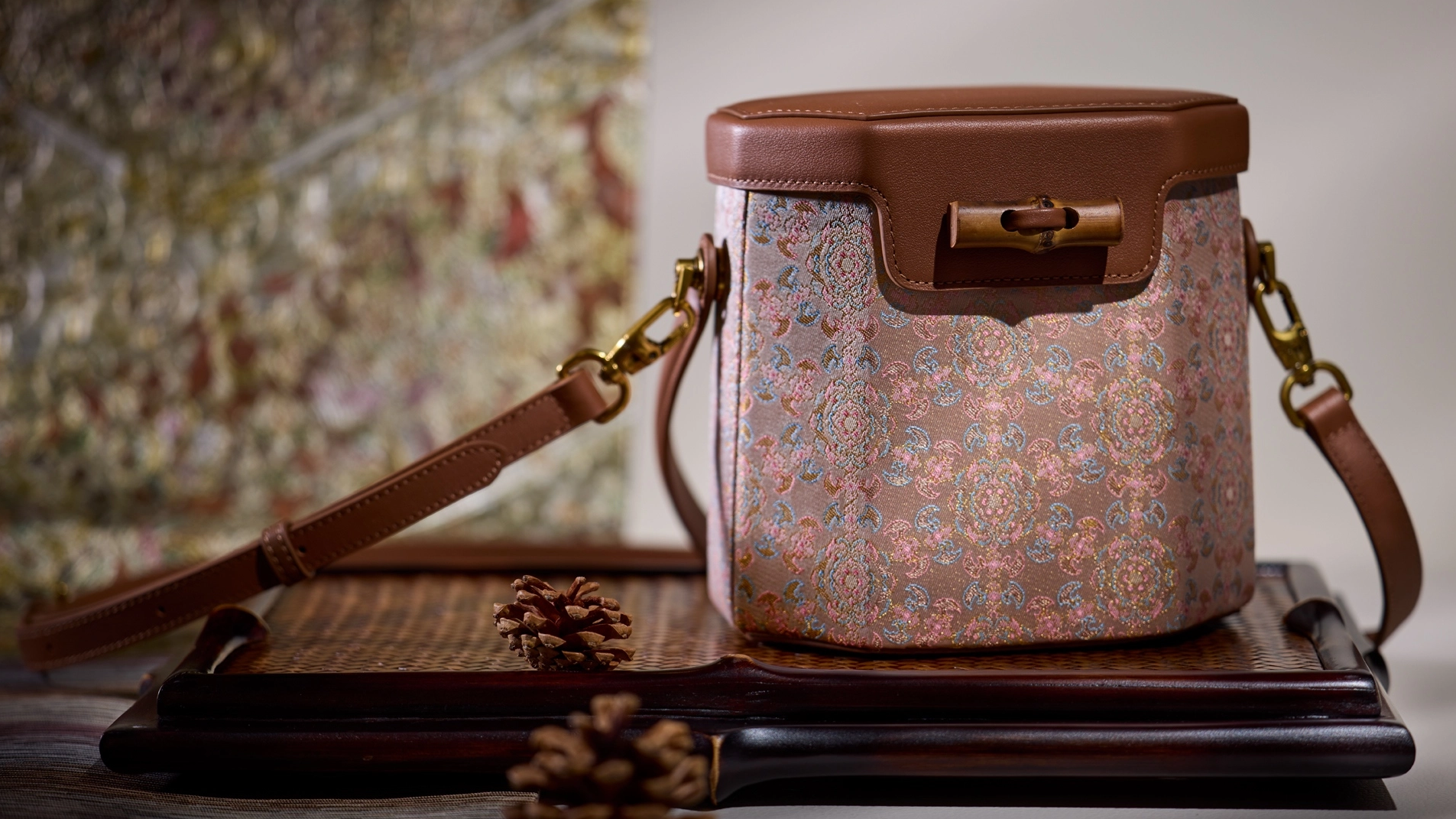 Bafanglaifu Yun Jinbao